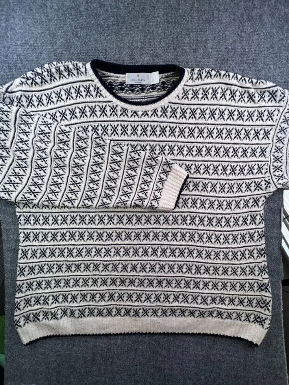 VTG Bill Blass Sweater Fair Isle Hand Framed USA Grandpa Blue White XL (1X) Men